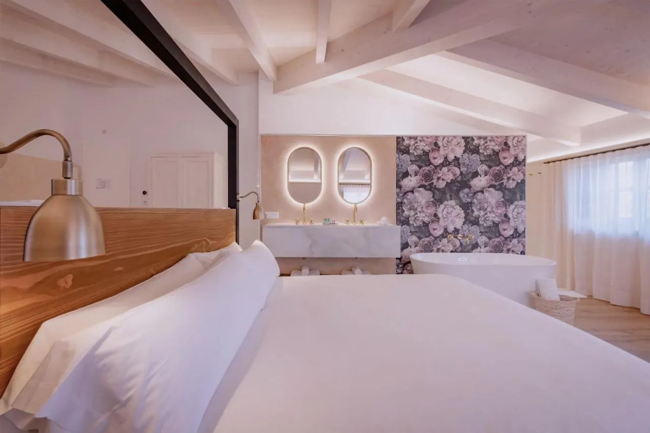Hotel Palau Macelli & Spa Castello  D'Empuries 4*,  Spain
